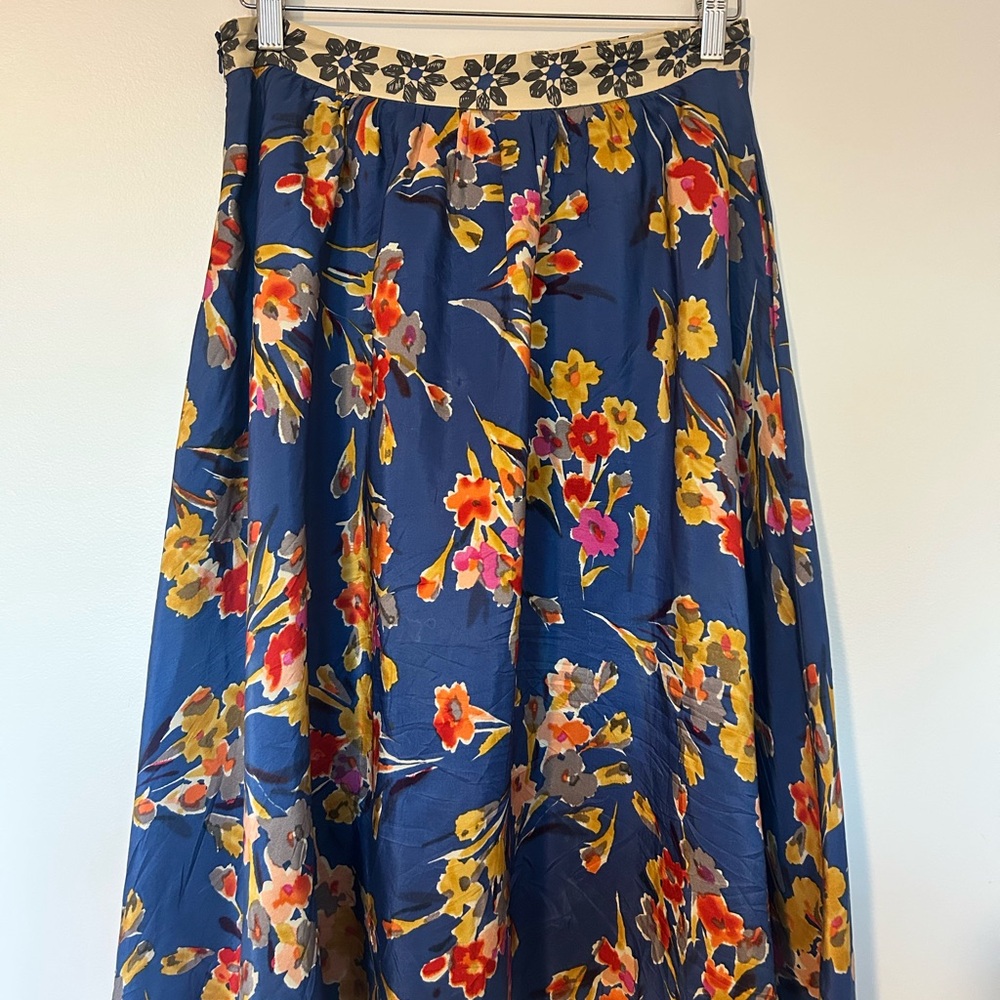 ANTHROPOLOGIE Edme & Esyllte Silk Blue Floral Skirt size 8